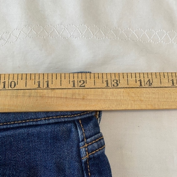 Old Navy Girl's Denim Belted Midi Dark Wash Jean Shorts Size 12 - Picture 7 of 10